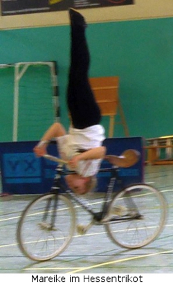 Mareike_Schulterstand